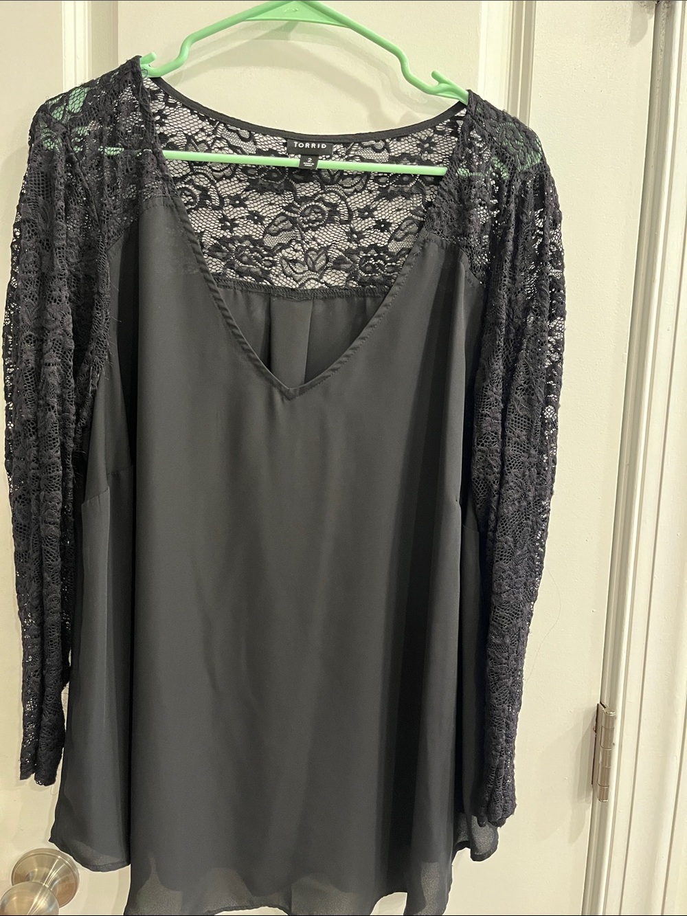 torrid Black Lace-Sleeve V-Neck Chiffon Tunic